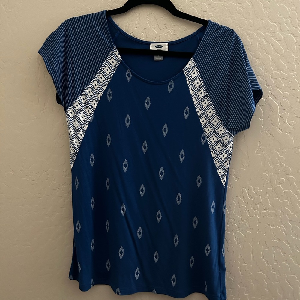Like new royal blue old navy shirt